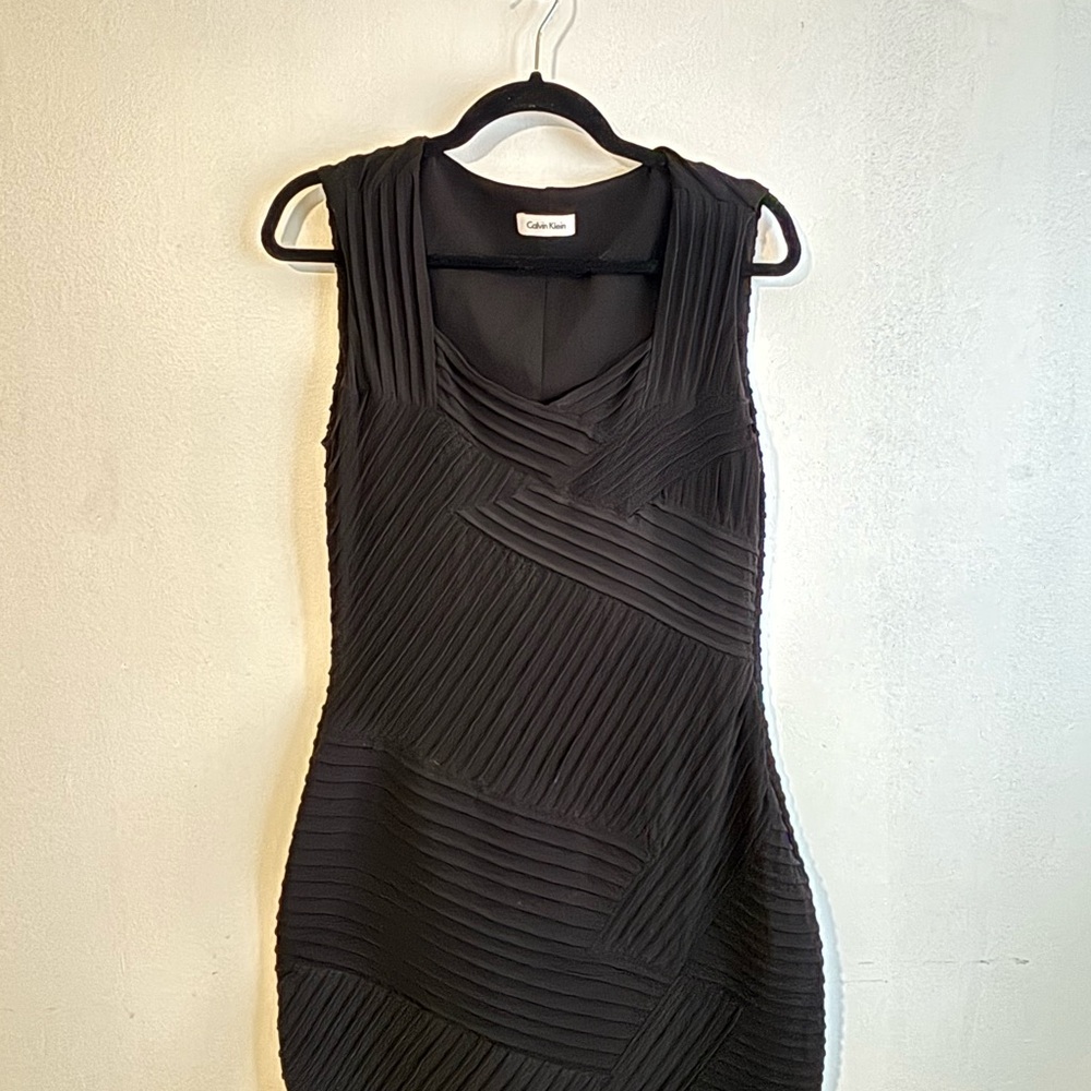 Calvin Klein Black Sleeveless V-Neck Bodycon Mini Dress